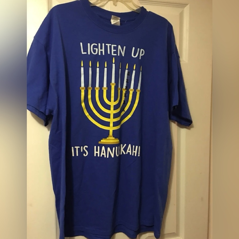 Hanukkah Tee Menorah XL Blue Shirt Jewish Chanukah Top Dreidel Gildan T-Shirt!